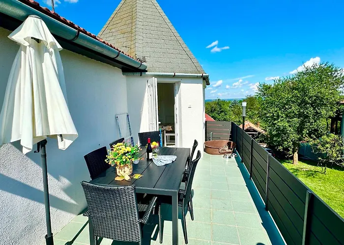 Szent Orban Panzio - Kutyabarat Apartmanok